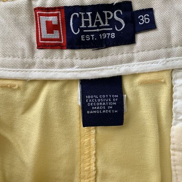 Chaps size 36 waist golf shorts in yellow - Picture 3 of 4